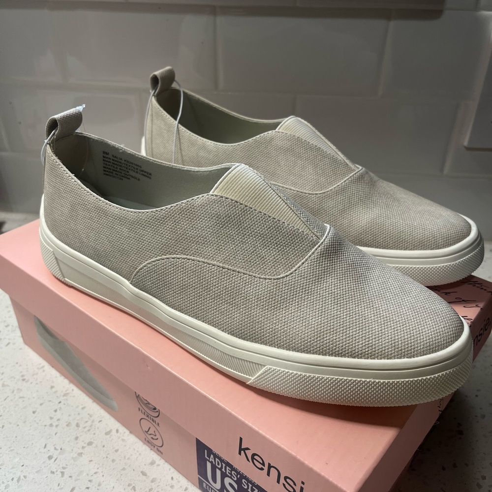 Kensie beige Slip-On Sneakers